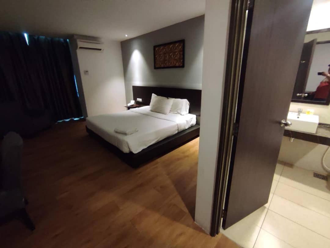Hotel Cube Signature كوالالمبور المظهر الخارجي الصورة